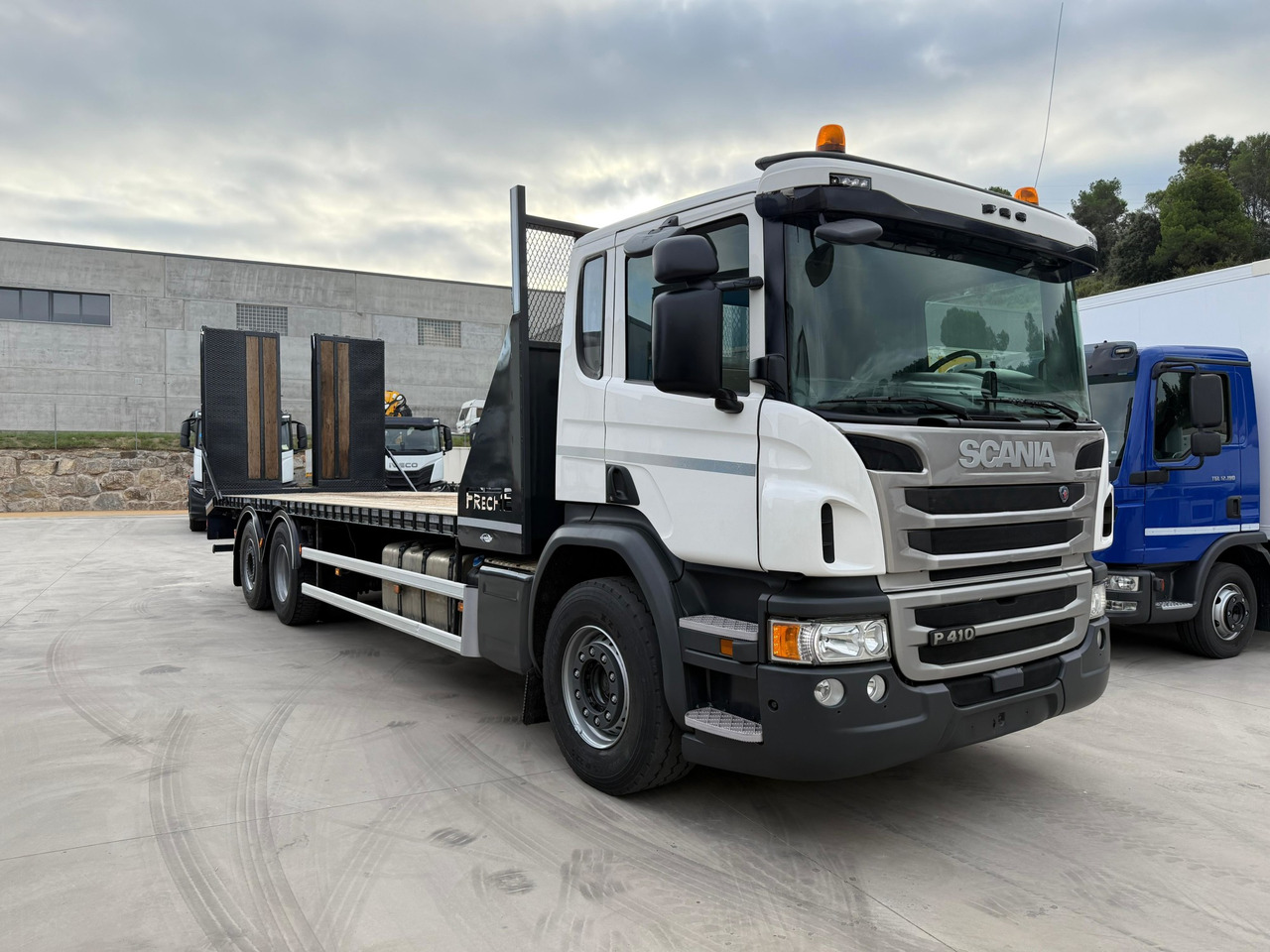SCANIA P410 E6 (Platform) - Autocarro trasporto automezzi: foto 2 SCANIA P410 E6 (Platform) - Autocarro trasporto automezzi: foto 2