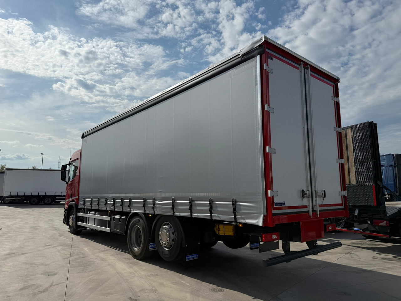 SCANIA R450 E6 (Tauliner) - Camion centinato: foto 4 SCANIA R450 E6 (Tauliner) - Camion centinato: foto 4