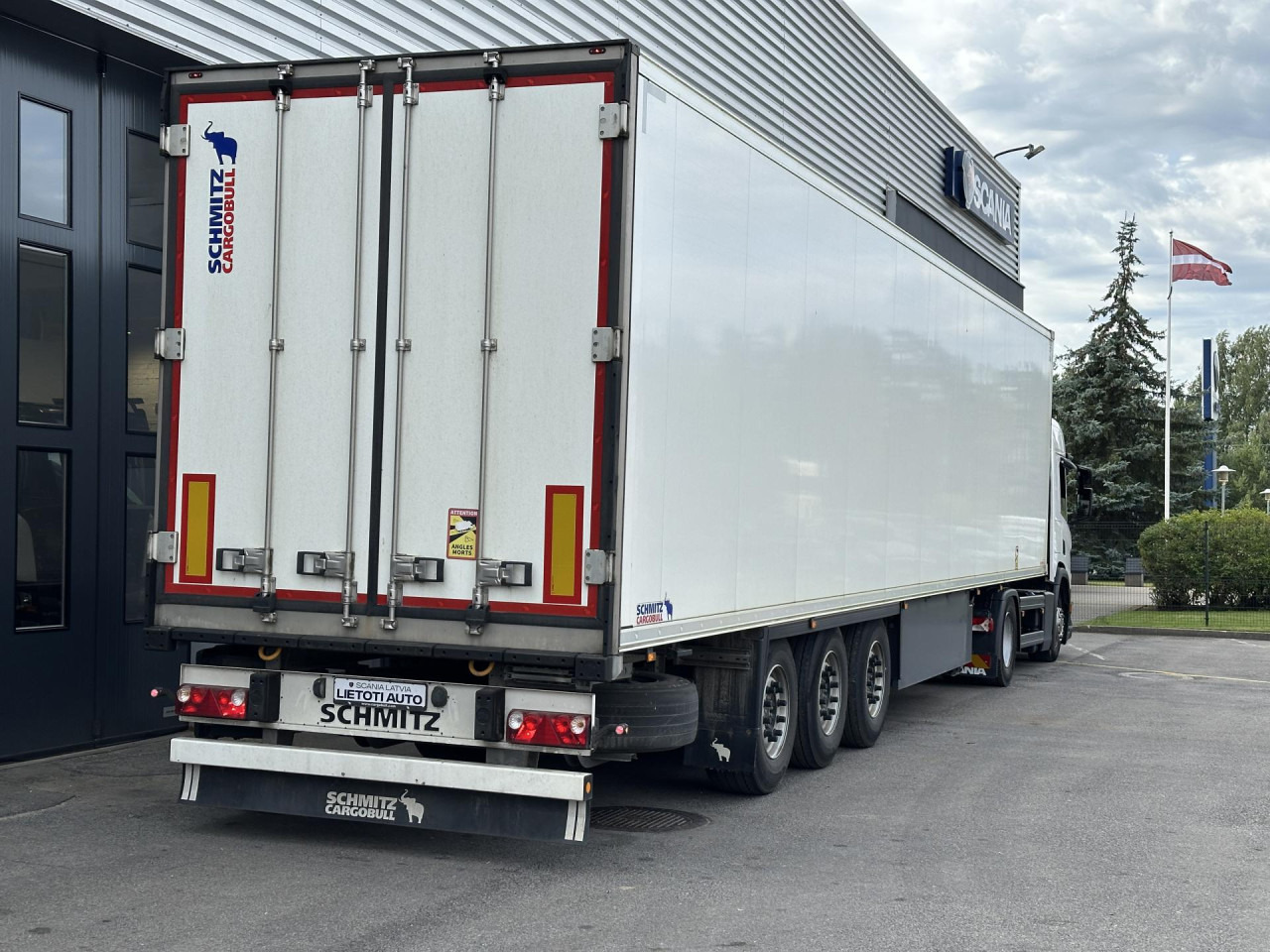 SCHMITZ SKO 24 - Semirimorchio frigorifero: foto 5 SCHMITZ SKO 24 - Semirimorchio frigorifero: foto 5