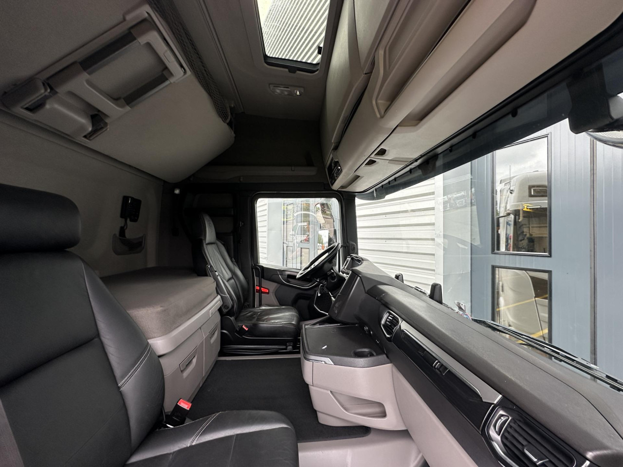 Trattore stradale SCANIA R 450 A4x2NA: foto 13