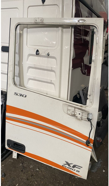DAF XF - Porta e ricambi: foto 2 DAF XF - Porta e ricambi: foto 2