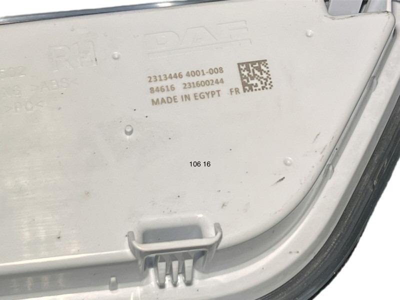 DAF XG - Fanale: foto 3 DAF XG - Fanale: foto 3