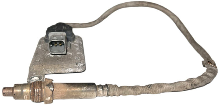 Mercedes-Benz - Sensor: foto 2 Mercedes-Benz - Sensor: foto 2