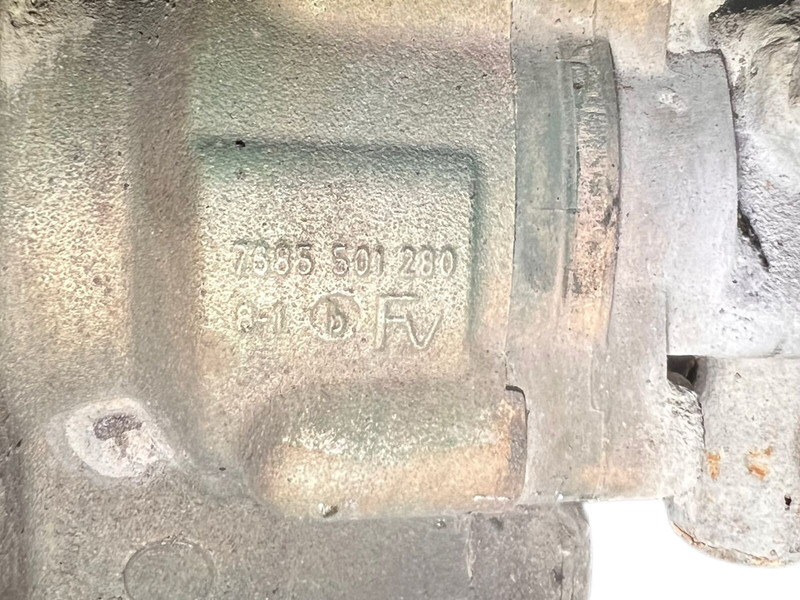 Volvo - Pompa sterzo: foto 5 Volvo - Pompa sterzo: foto 5