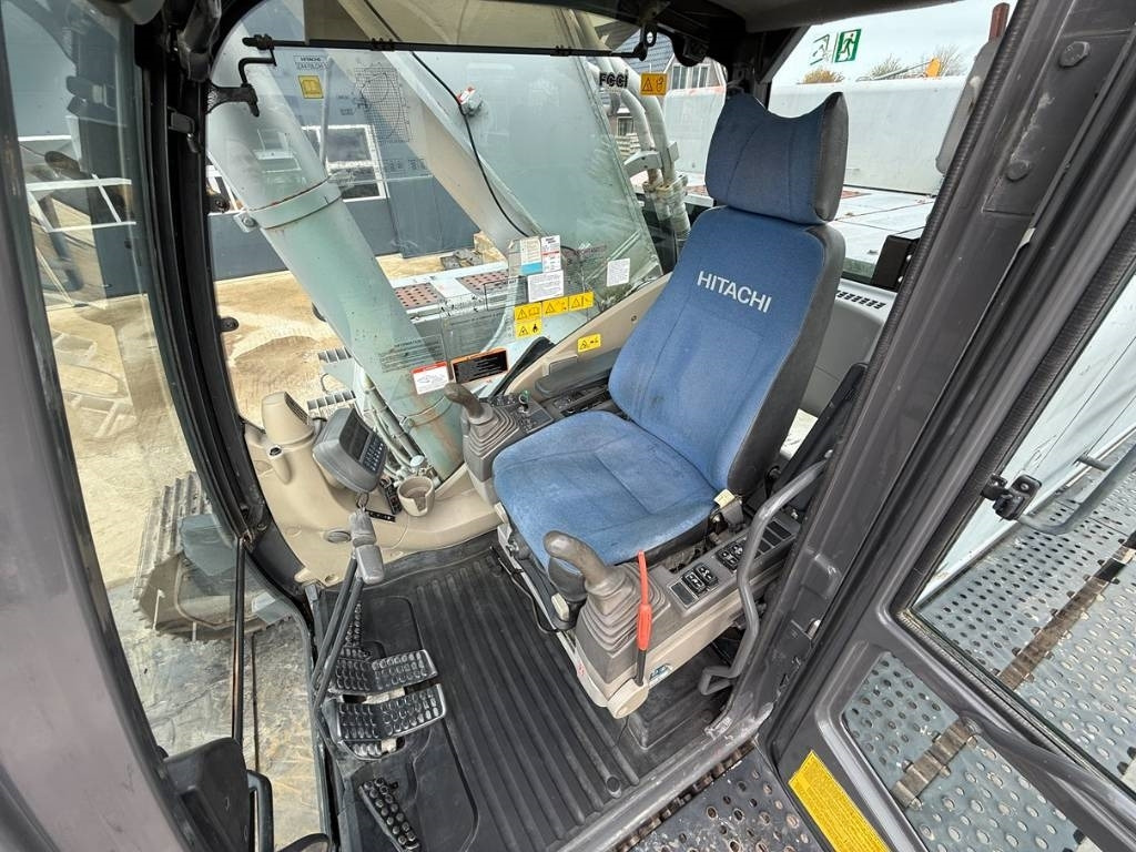 Escavatore Hitachi ZX 470 LC H-3: foto 18