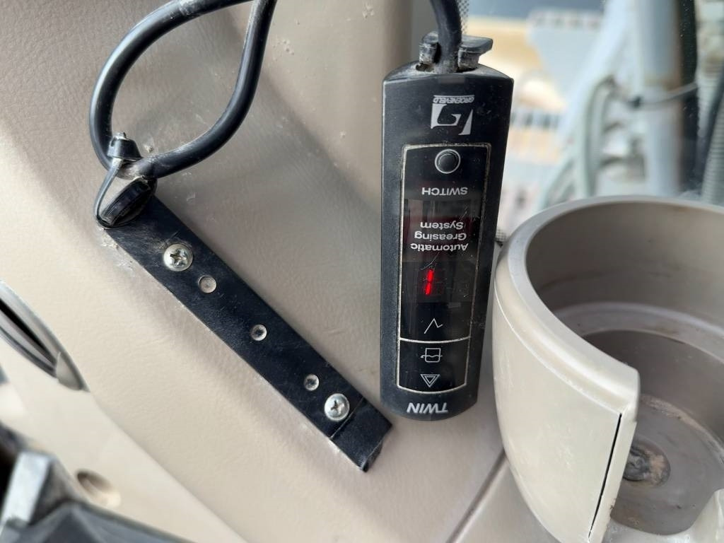 Escavatore Hitachi ZX 470 LC H-3: foto 19