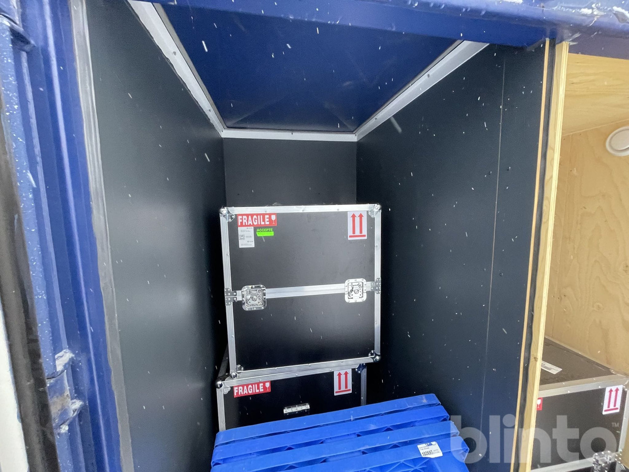 10 fot med dörr som har låskista - Container marittimo: foto 5 10 fot med dörr som har låskista - Container marittimo: foto 5