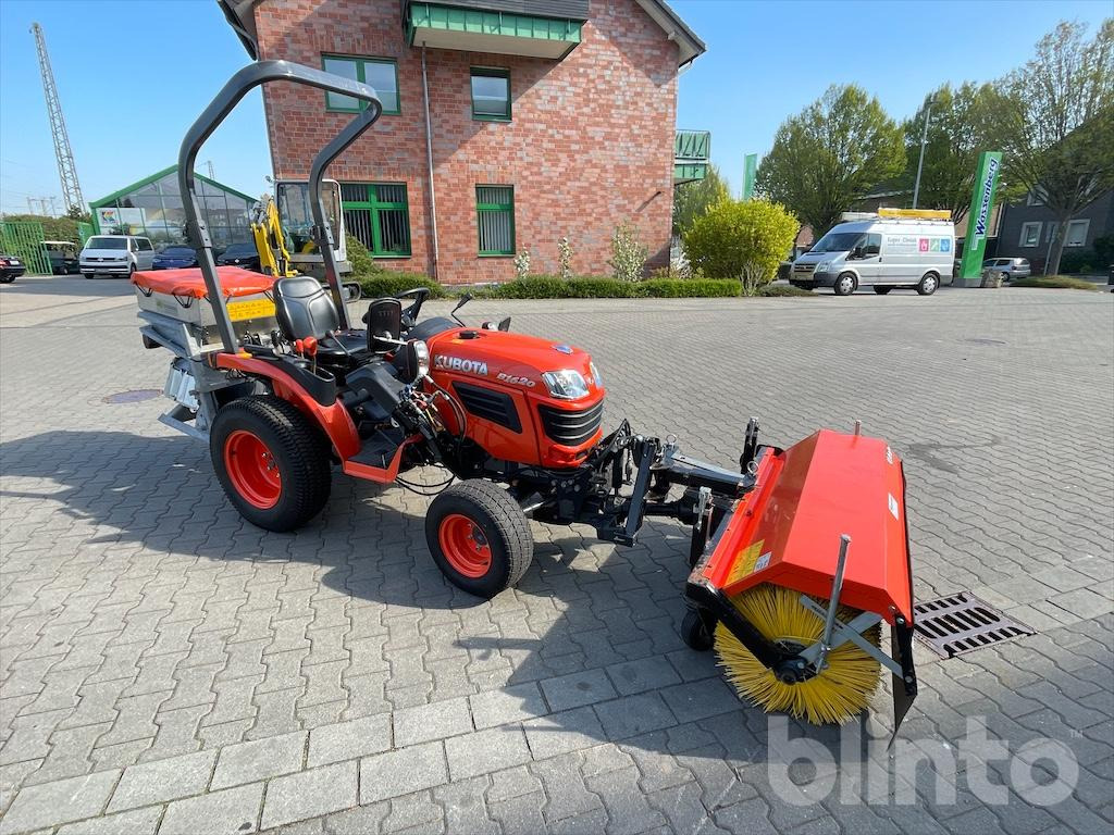 2012 KUBOTA B1620 + Bürste + Streuer - Trattore comunale: foto 2 2012 KUBOTA B1620 + Bürste + Streuer - Trattore comunale: foto 2