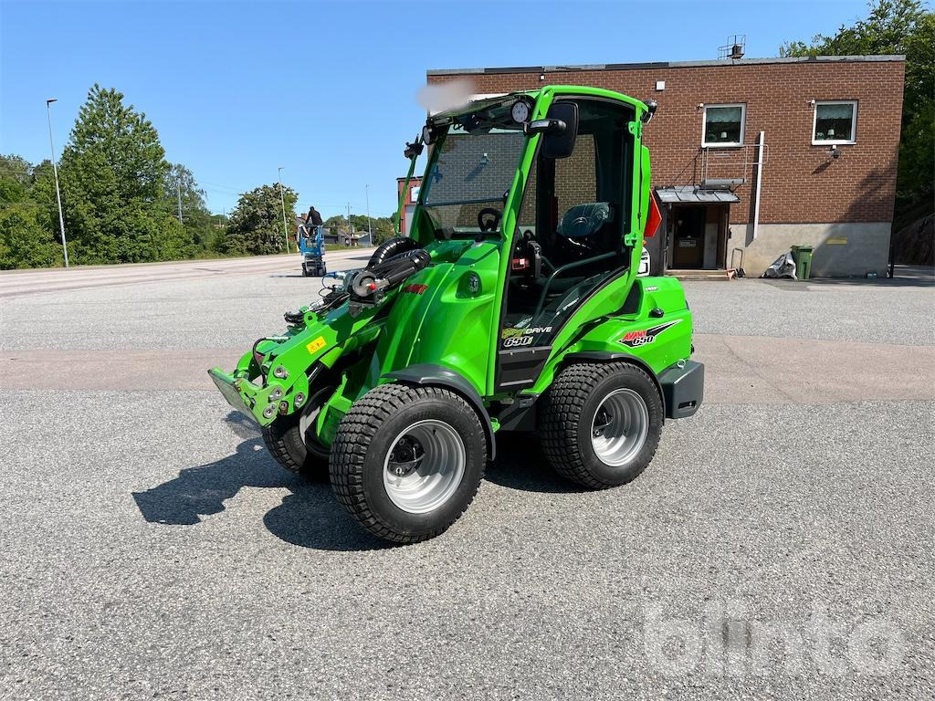 Avant 650i 4X4 med antislip - Minipala: foto 1 Avant 650i 4X4 med antislip - Minipala: foto 1