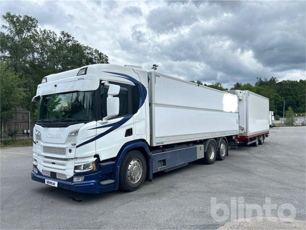 SCANIA P280B6X2*4NB Plug In Hybrid med kylsläp - Camion: foto 1 SCANIA P280B6X2*4NB Plug In Hybrid med kylsläp - Camion: foto 1