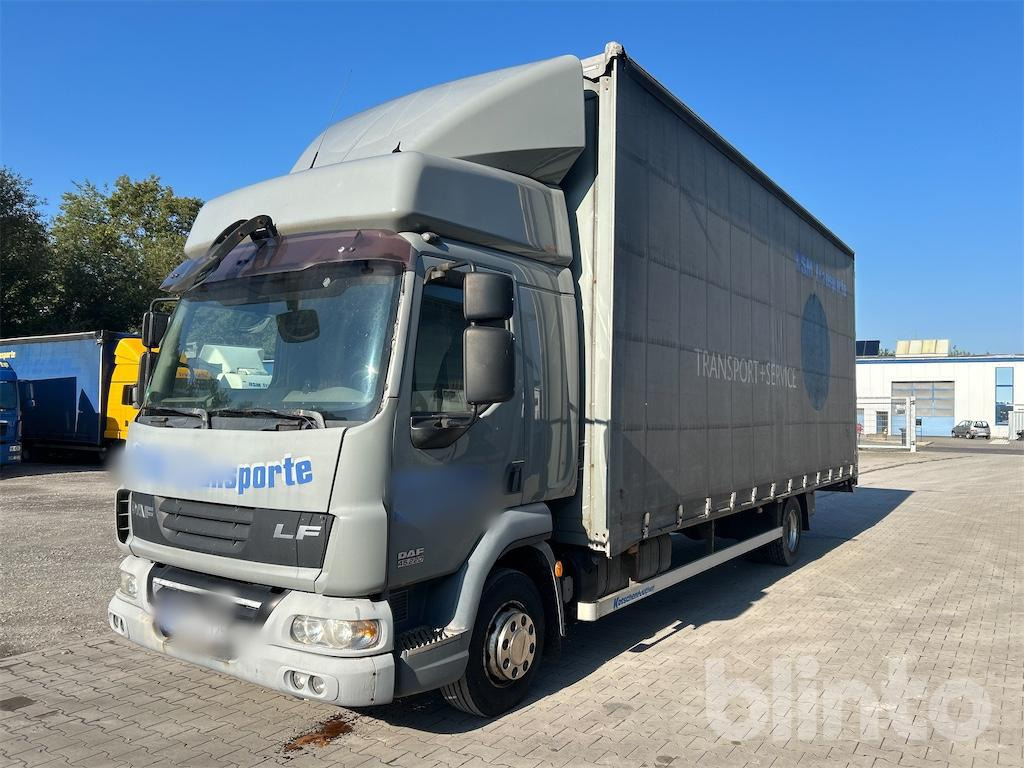 DAF 45.220 (2010) - Camion centinato: foto 1 DAF 45.220 (2010) - Camion centinato: foto 1