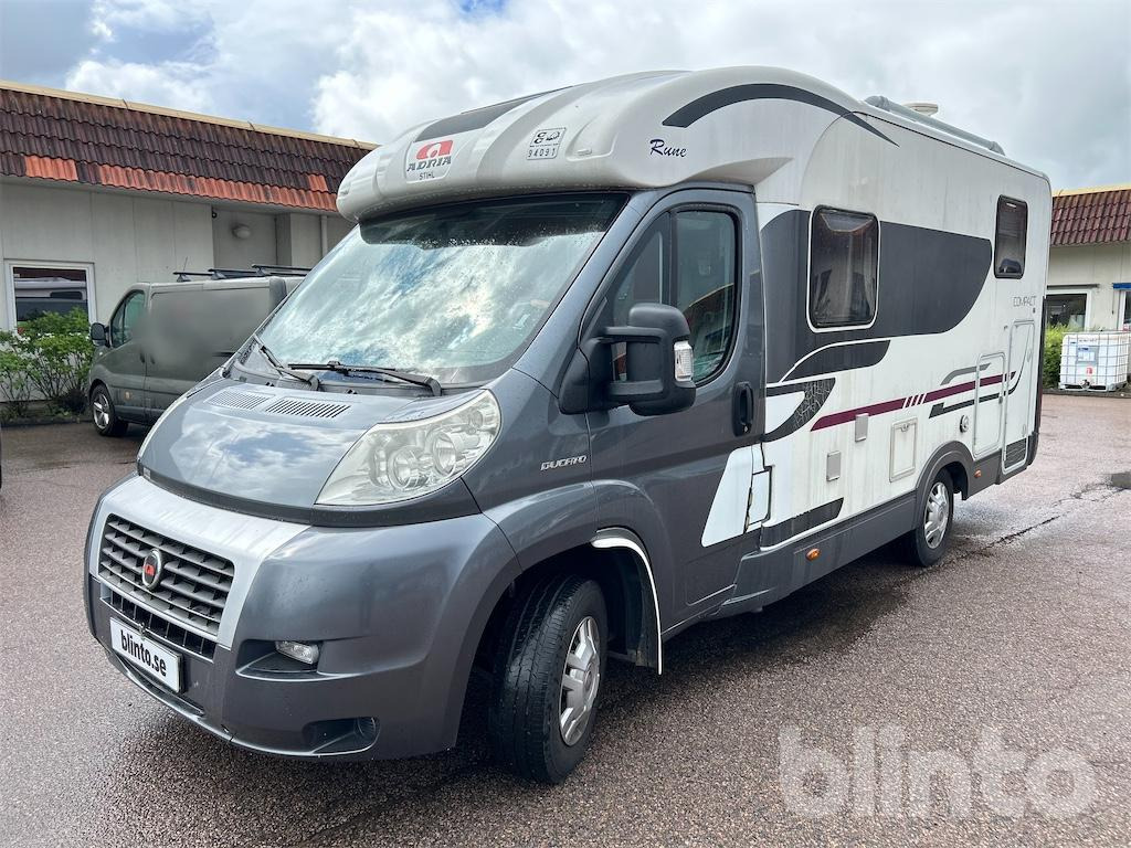 FIAT Adria A - Compact SL - Nybesiktigad - Camper profilato: foto 1 FIAT Adria A - Compact SL - Nybesiktigad - Camper profilato: foto 1
