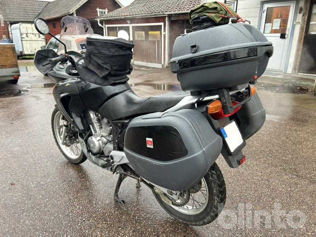 HONDA XL650V Transalp - Motocicletta: foto 3 HONDA XL650V Transalp - Motocicletta: foto 3