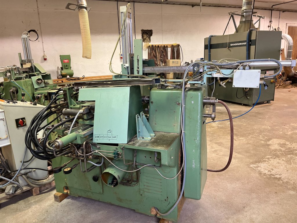 Hemco ERH 6 (hel automatiska) - Tornio per metalli: foto 5 Hemco ERH 6 (hel automatiska) - Tornio per metalli: foto 5