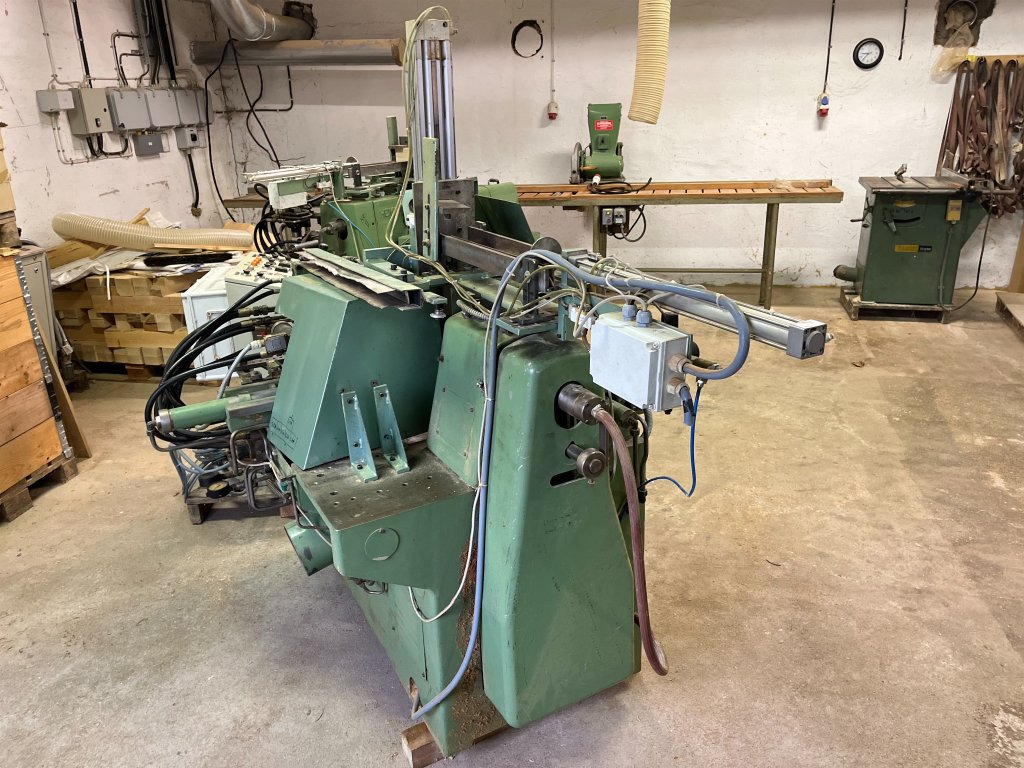 Hemco ERH 6 (hel automatiska) - Tornio per metalli: foto 4 Hemco ERH 6 (hel automatiska) - Tornio per metalli: foto 4