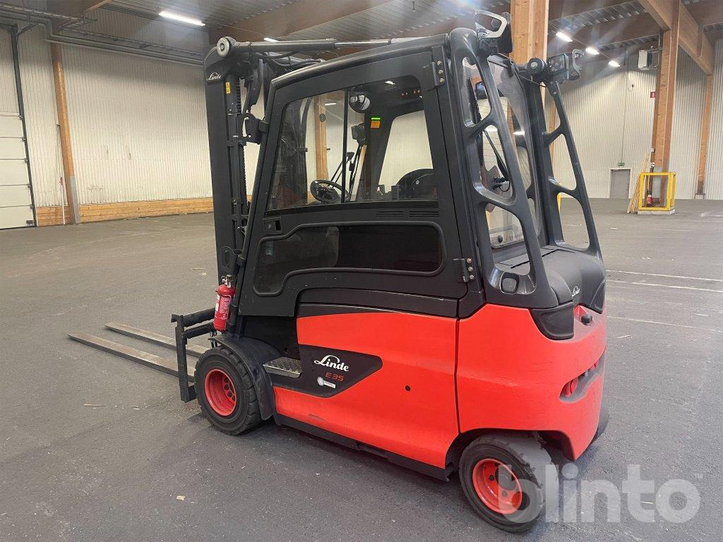 Linde E35HL-01 - Carrello elevatore elettrico: foto 2 Linde E35HL-01 - Carrello elevatore elettrico: foto 2