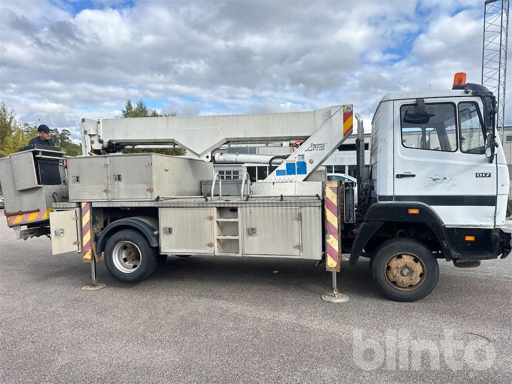 MERCEDES BENZ 817 - Piattaforma autocarrata: foto 4 MERCEDES BENZ 817 - Piattaforma autocarrata: foto 4