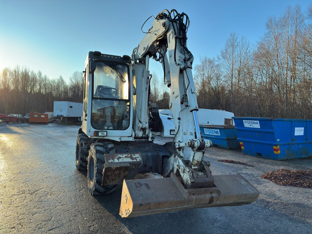 Mecalac 12MXT - Escavatore gommato: foto 3 Mecalac 12MXT - Escavatore gommato: foto 3