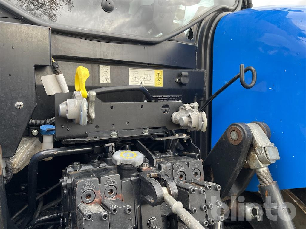 Trattore New Holland T7 230 (2018): foto 30