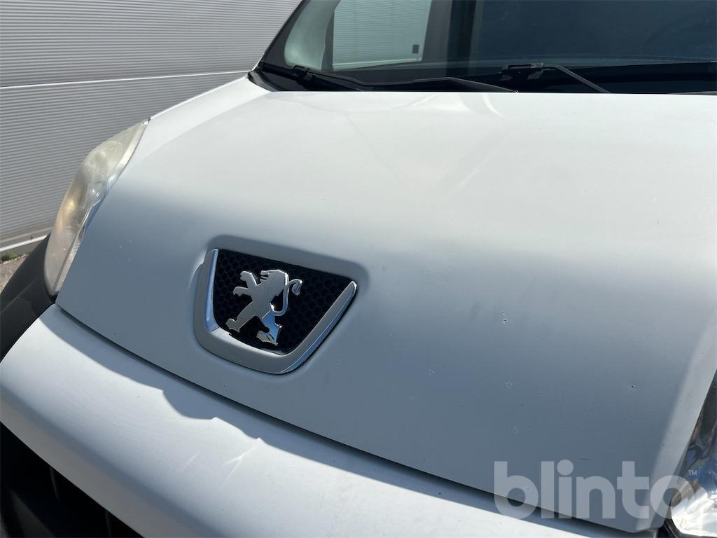 Furgone chiuso PEUGEOT BIPPER 1,4 HDI: foto 40