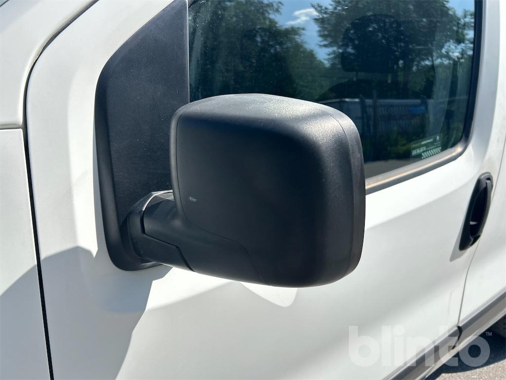 Furgone chiuso PEUGEOT BIPPER 1,4 HDI: foto 34