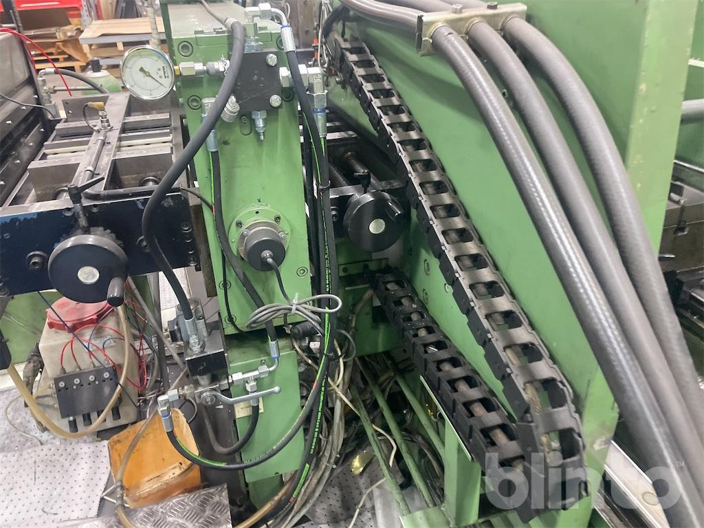 Pivatic CNC 702 N - Pressa piegatrice: foto 5 Pivatic CNC 702 N - Pressa piegatrice: foto 5