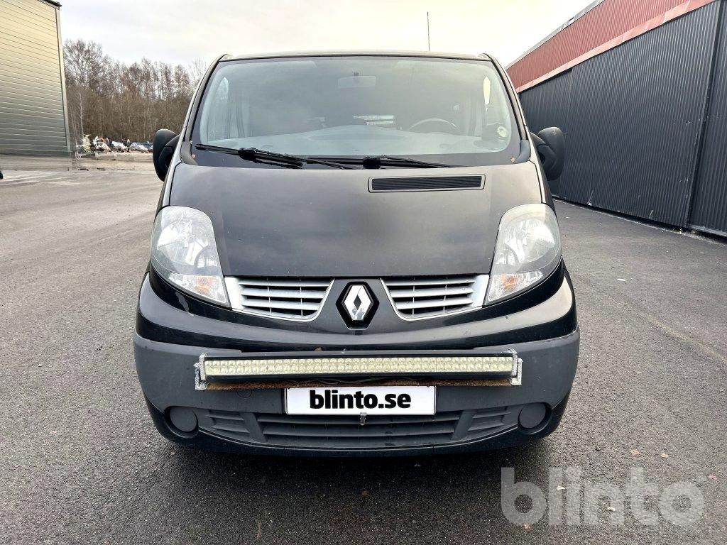 RENAULT JL TRAFIC PASSANGER - Minibus, Pulmino: foto 1 RENAULT JL TRAFIC PASSANGER - Minibus, Pulmino: foto 1