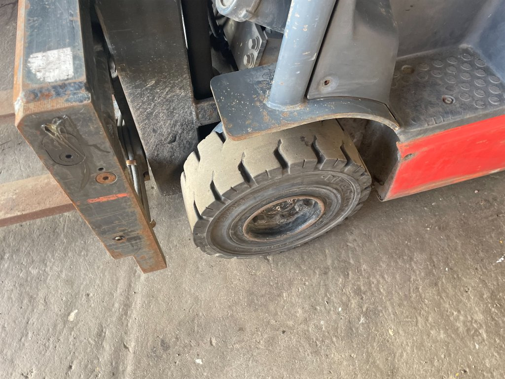 Toyota 6 FP25 - Carrello elevatore: foto 5 Toyota 6 FP25 - Carrello elevatore: foto 5