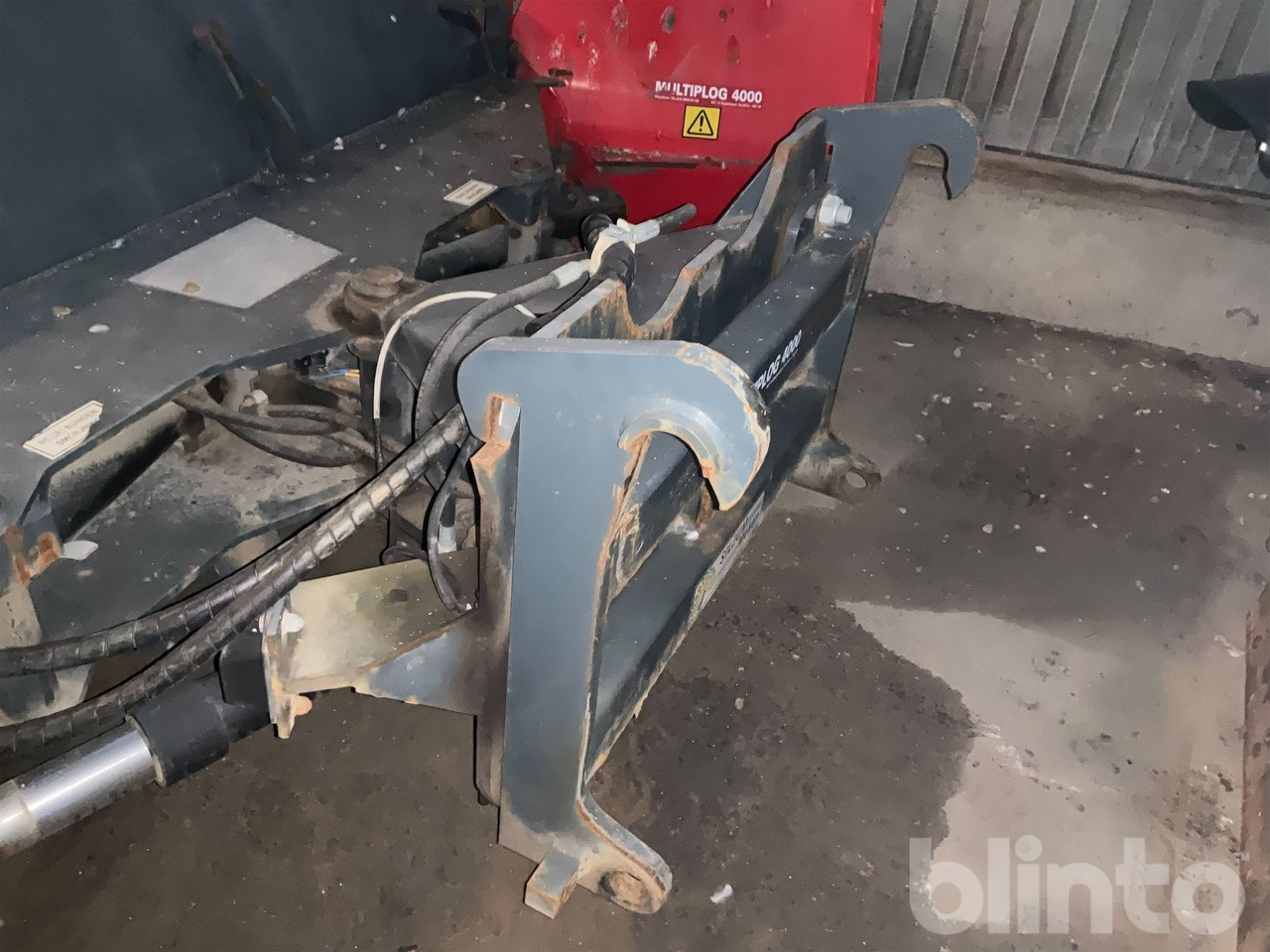 U-plog/klaffplog - Lama neve: foto 2 U-plog/klaffplog - Lama neve: foto 2