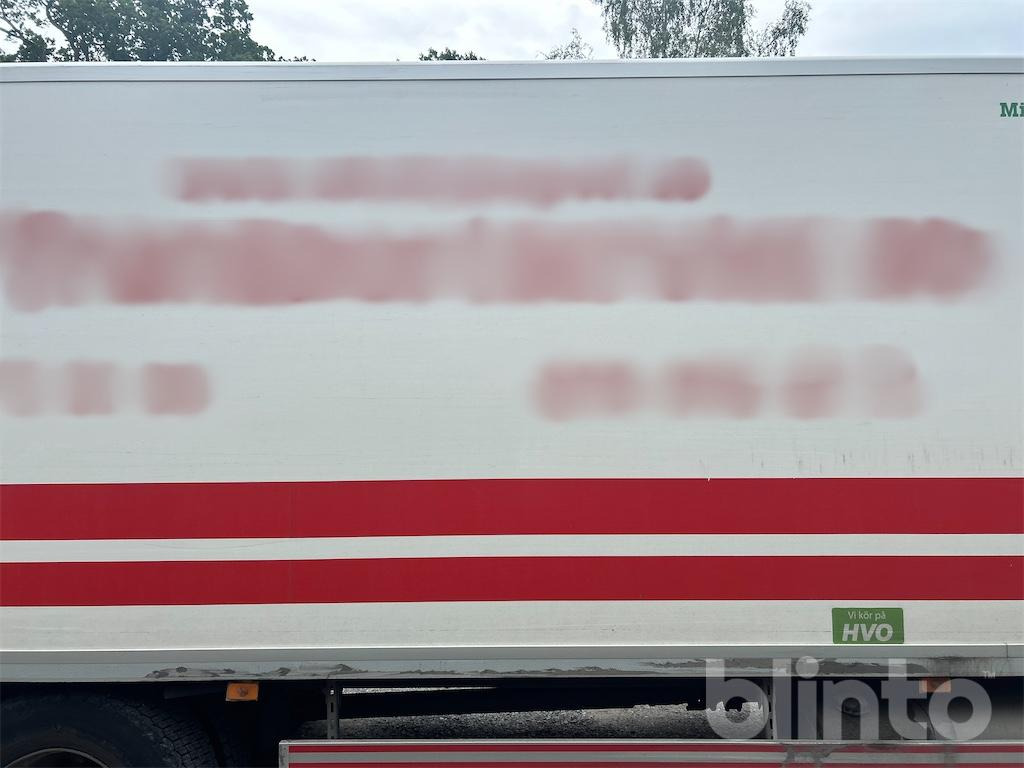 Autocarro frigorifero VOLVO FM 330: foto 23