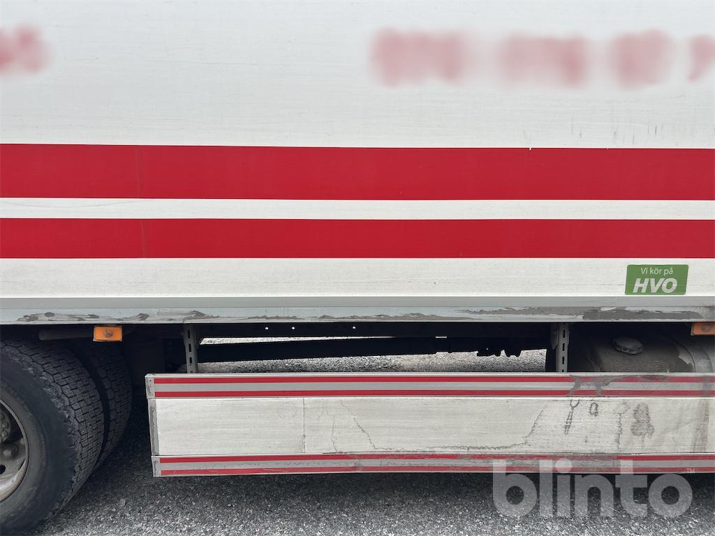 Autocarro frigorifero VOLVO FM 330: foto 24