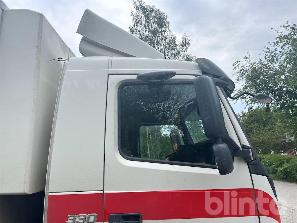 Autocarro frigorifero VOLVO FM 330: foto 16