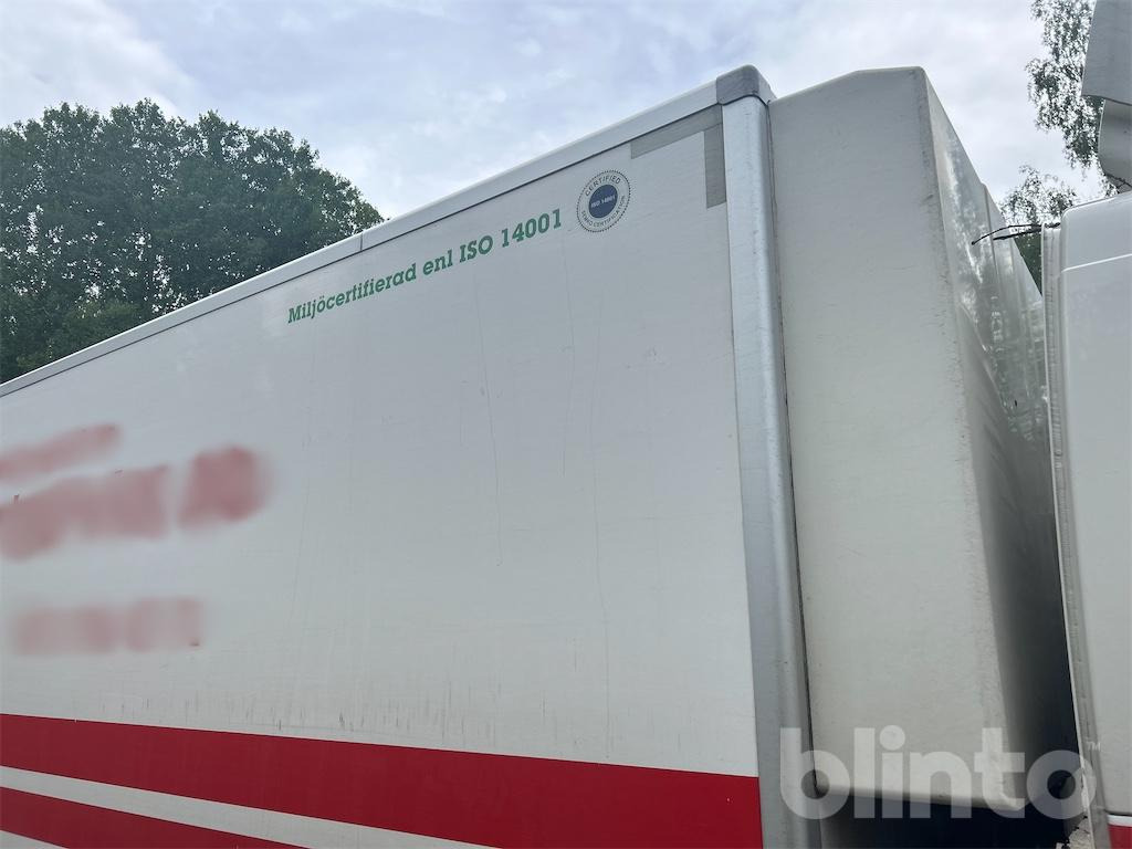 Autocarro frigorifero VOLVO FM 330: foto 19
