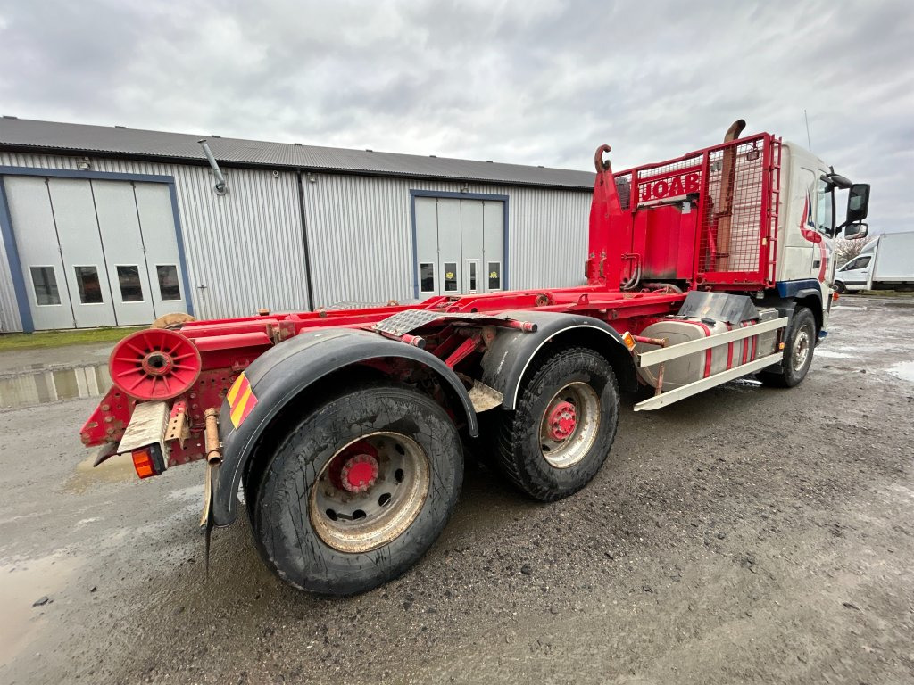 VOLVO FM 400 6X2 - Autocarro scarrabile: foto 5 VOLVO FM 400 6X2 - Autocarro scarrabile: foto 5