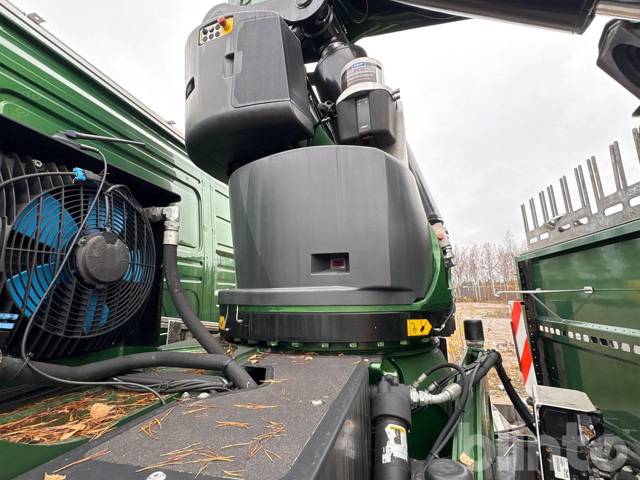 Autocarro con pianale/ Cassone fisso, Camion con gru VOLVO FM 460 8x4 Tridem: foto 20