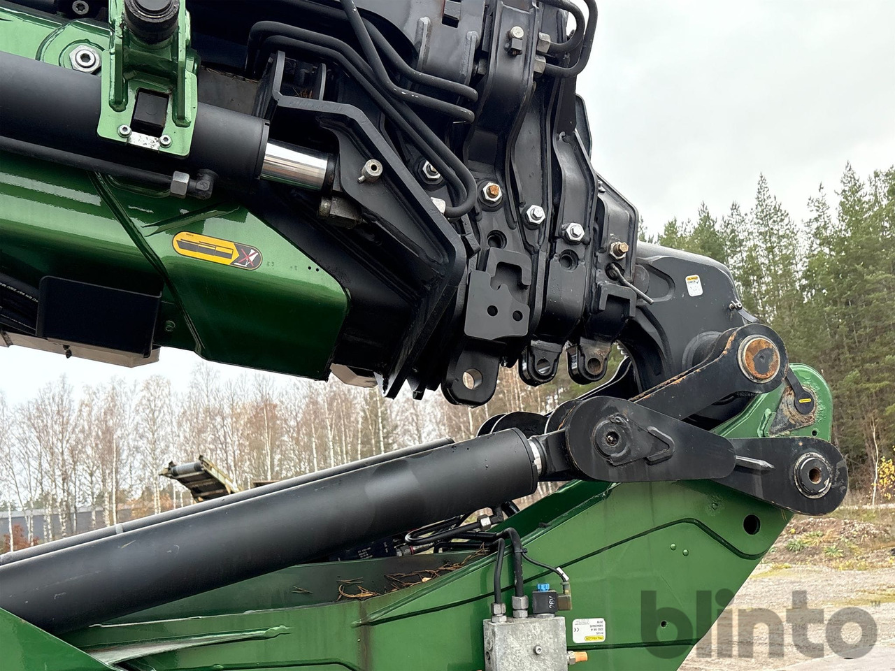 Autocarro con pianale/ Cassone fisso, Camion con gru VOLVO FM 460 8x4 Tridem: foto 27