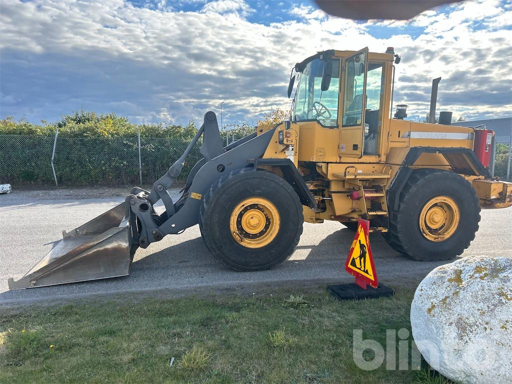 VOLVO L90D - Pala gommata: foto 1 VOLVO L90D - Pala gommata: foto 1