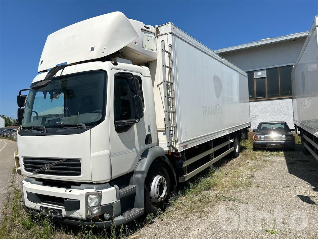 Volvo FL/ FLB 3C (2013) - Autocarro cella isotermica: foto 2 Volvo FL/ FLB 3C (2013) - Autocarro cella isotermica: foto 2