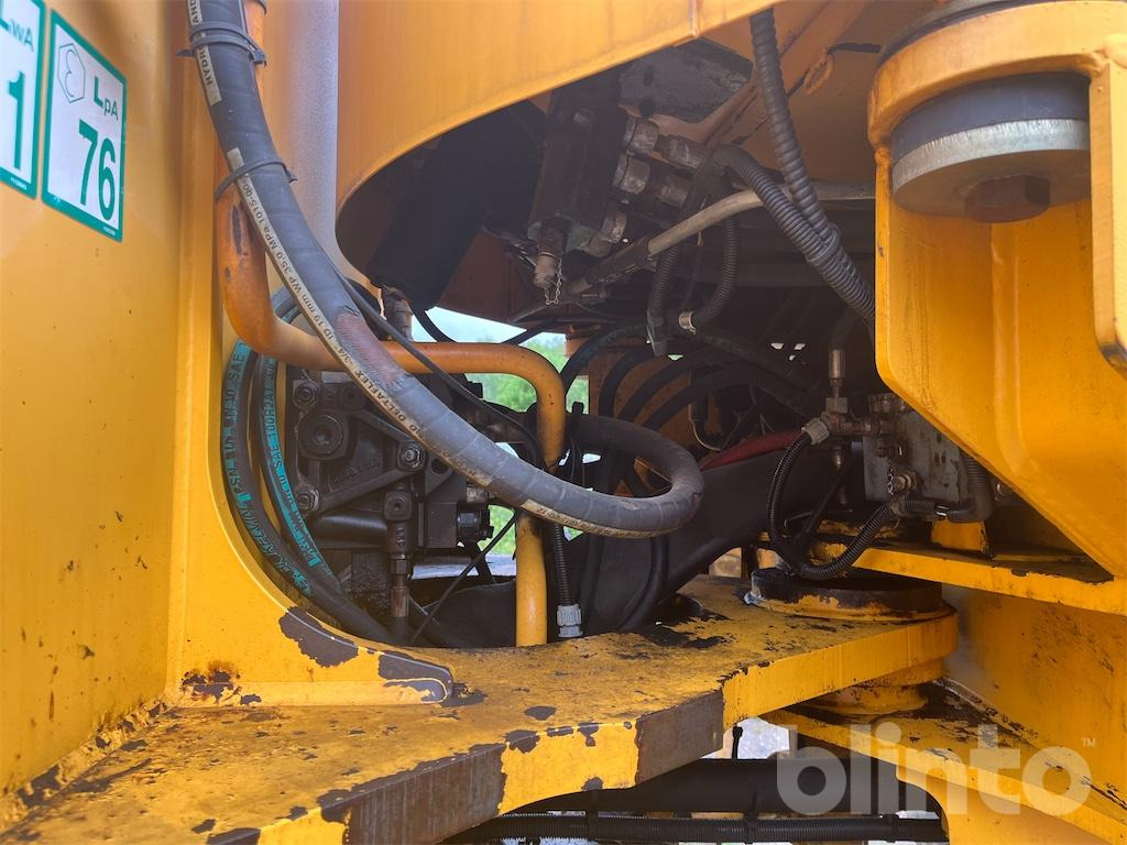 Pala gommata Volvo L220D: foto 33