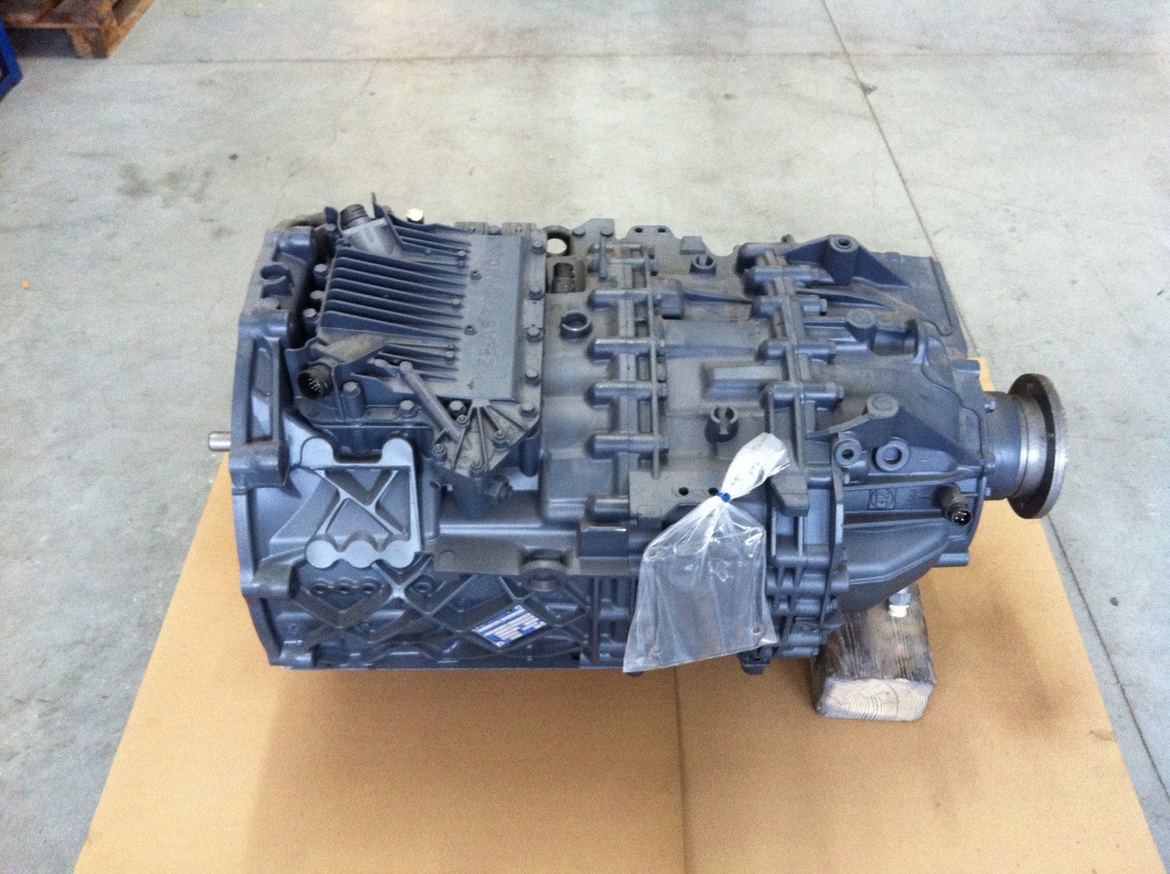 CAMBIO ZF ASTRONIC 12AS2330TD - Cambio: foto 1 CAMBIO ZF ASTRONIC 12AS2330TD - Cambio: foto 1