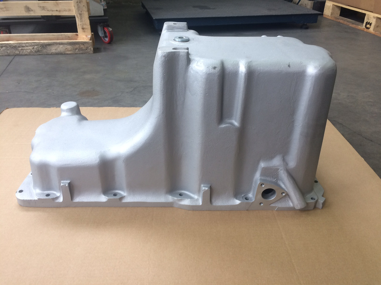 COPPA OLIO MERCEDES OM442 - VERSIONE TRUCK - A4420100413 - Coppa olio: foto 4 COPPA OLIO MERCEDES OM442 - VERSIONE TRUCK - A4420100413 - Coppa olio: foto 4