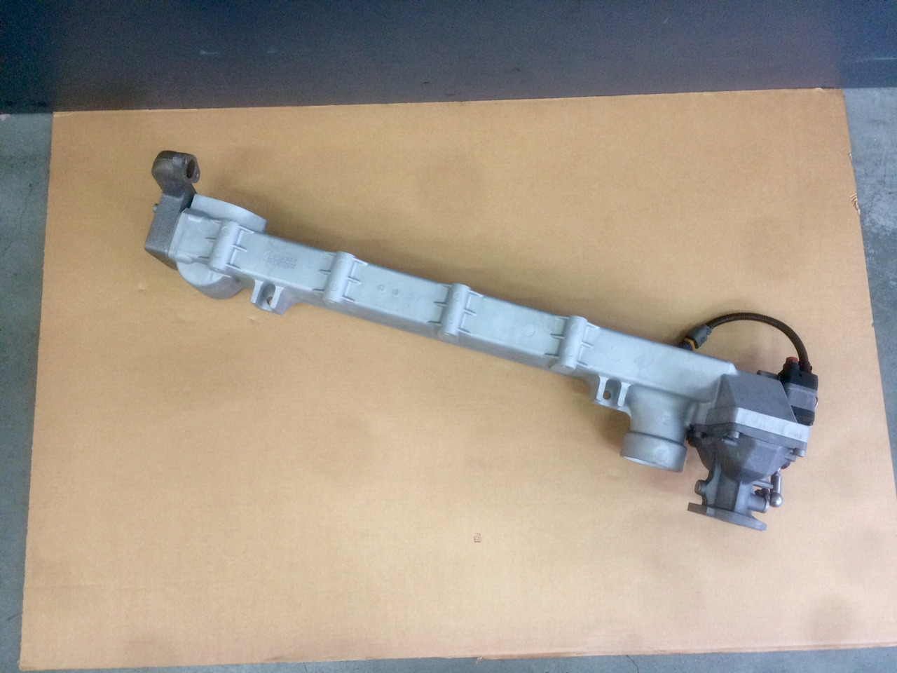 MODULO EGR (modulo ricircolo gas di scarico) - Motori MAN D2876 Common Rail - Euro 3 - RIF. MAN 51081007045 - 51081007054 - 51081007057 - 51081007087 - Radiatore EGR: foto 2 MODULO EGR (modulo ricircolo gas di scarico) - Motori MAN D2876 Common Rail - Euro 3 - RIF. MAN 51081007045 - 51081007054 - 51081007057 - 51081007087 - Radiatore EGR: foto 2