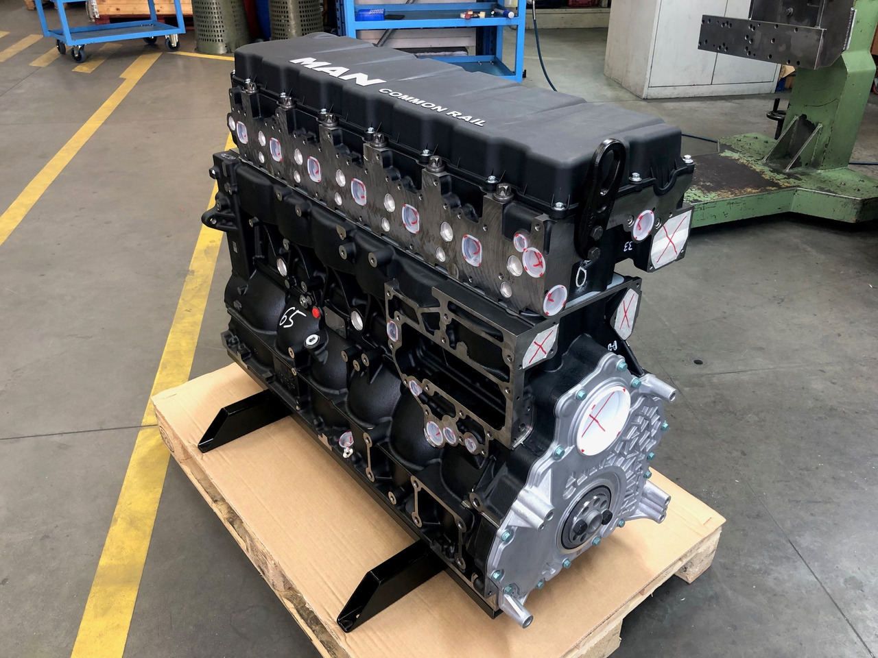 MOTORE ALLEGGERITO MAN D2677LF51 / D2677 LF51 - D2676LF52 / D2677 LF52 - D2676LF53 / D2677 LF53 (camion) - Motore per Camion: foto 3 MOTORE ALLEGGERITO MAN D2677LF51 / D2677 LF51 - D2676LF52 / D2677 LF52 - D2676LF53 / D2677 LF53 (camion) - Motore per Camion: foto 3