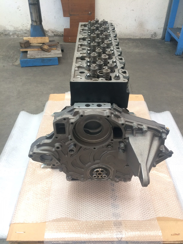 MOTORE MAN D0836LUH41 - 240CV - EURO 3 - BUS - Orizzontale - Motore per Autobus: foto 2 MOTORE MAN D0836LUH41 - 240CV - EURO 3 - BUS - Orizzontale - Motore per Autobus: foto 2