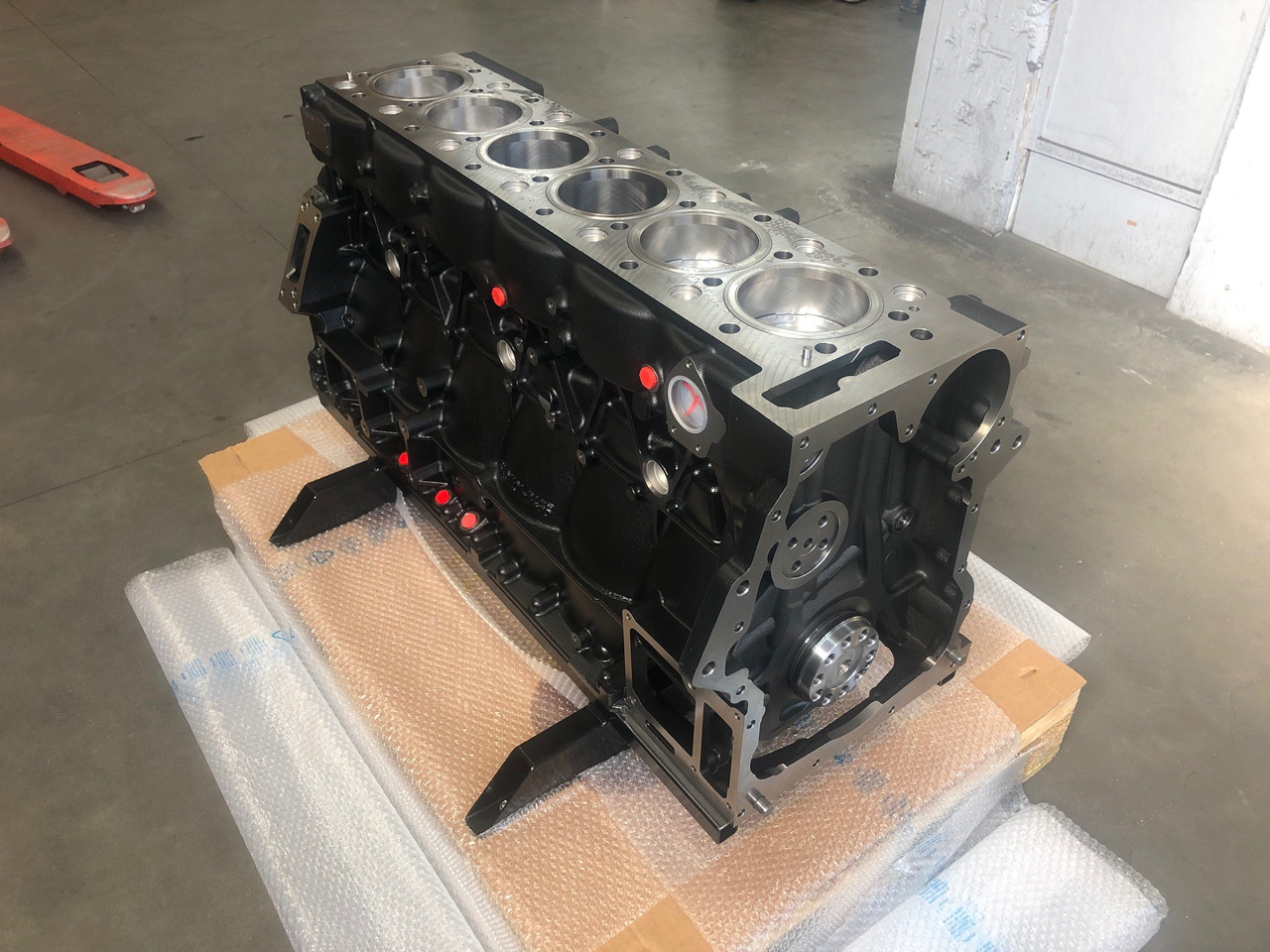 SHORTBLOCK / BLOCCO MOTORE MAN D2066 EURO6 (camion e bus) - Blocco cilindri per Camion: foto 2 SHORTBLOCK / BLOCCO MOTORE MAN D2066 EURO6 (camion e bus) - Blocco cilindri per Camion: foto 2