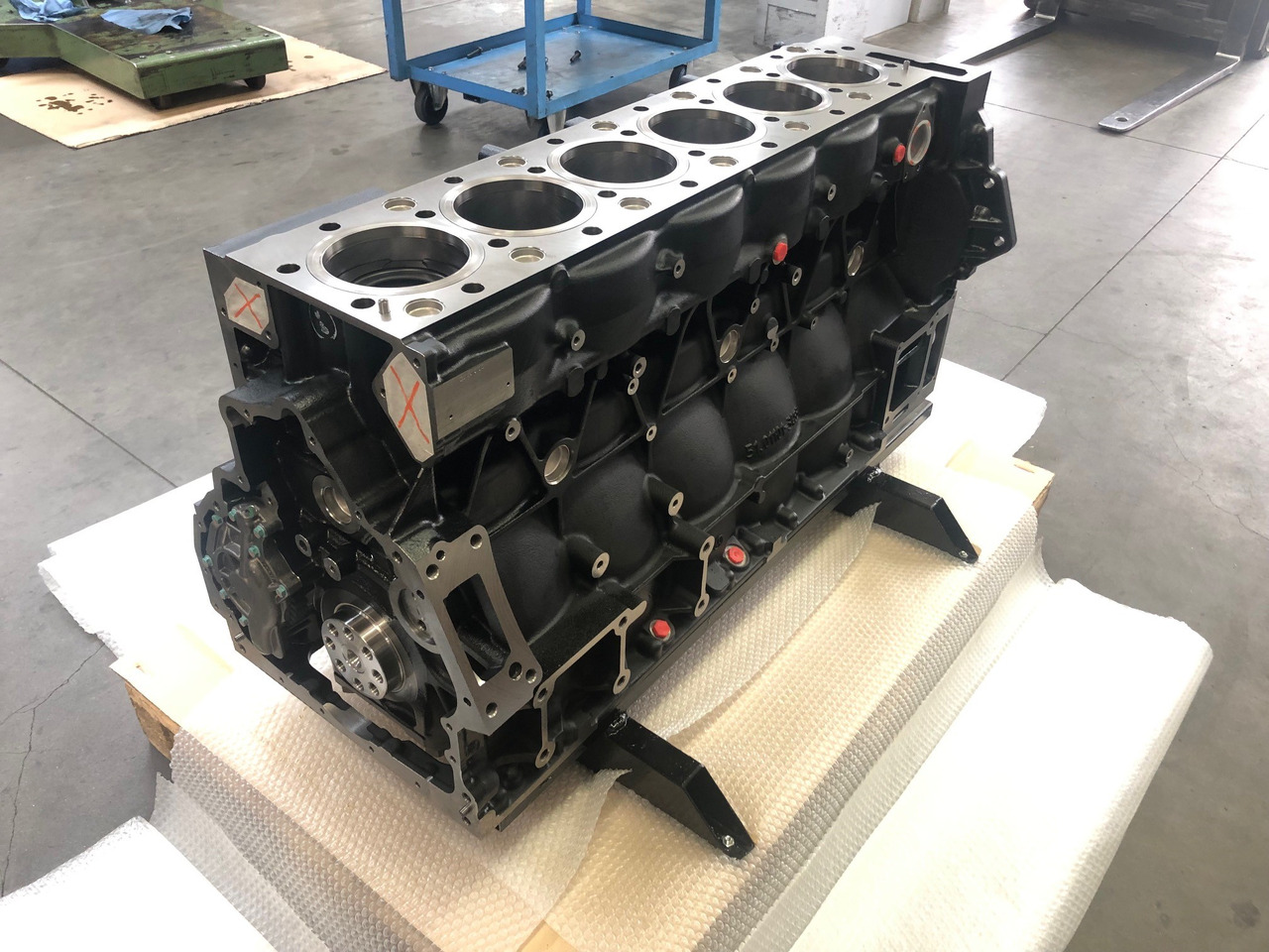 SHORTBLOCK MAN D2676 EURO 6c (camion) - Blocco cilindri per Camion: foto 2 SHORTBLOCK MAN D2676 EURO 6c (camion) - Blocco cilindri per Camion: foto 2