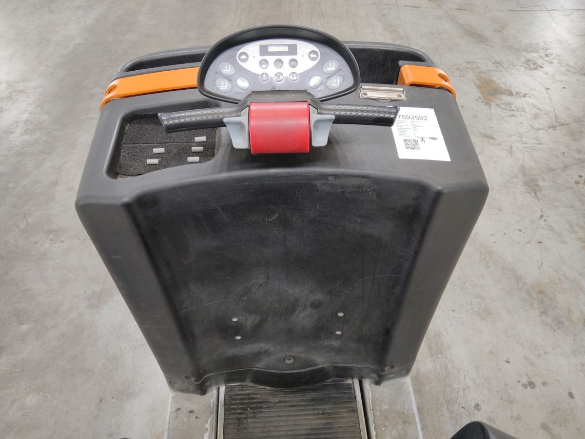 Still CX-T - Trattore elettrico: foto 3 Still CX-T - Trattore elettrico: foto 3