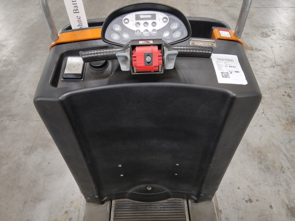 Still CX-T - Trattore elettrico: foto 3 Still CX-T - Trattore elettrico: foto 3