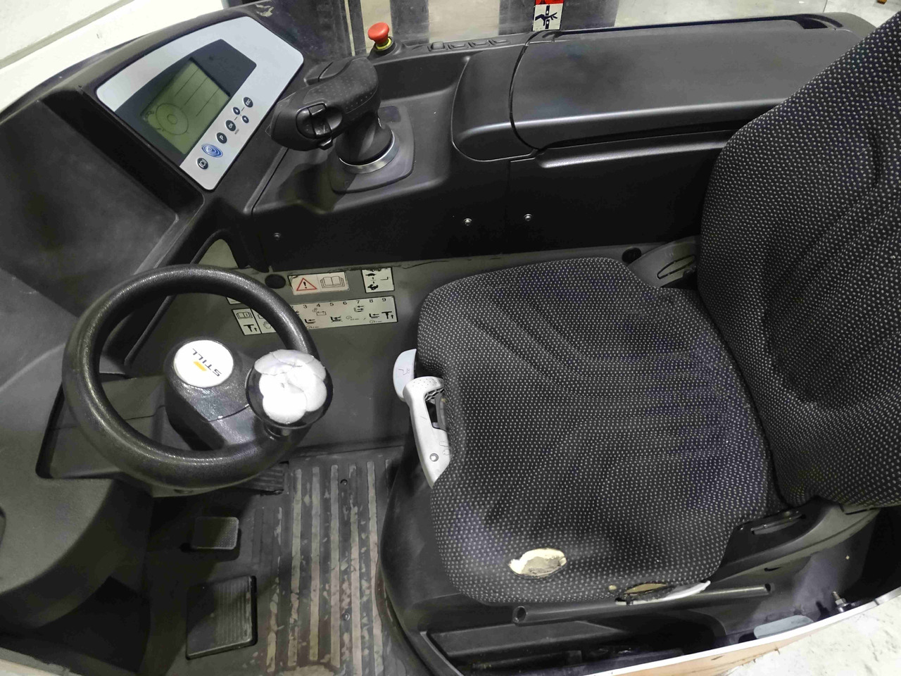Still FM-X17 - Carrello retrattile: foto 3 Still FM-X17 - Carrello retrattile: foto 3