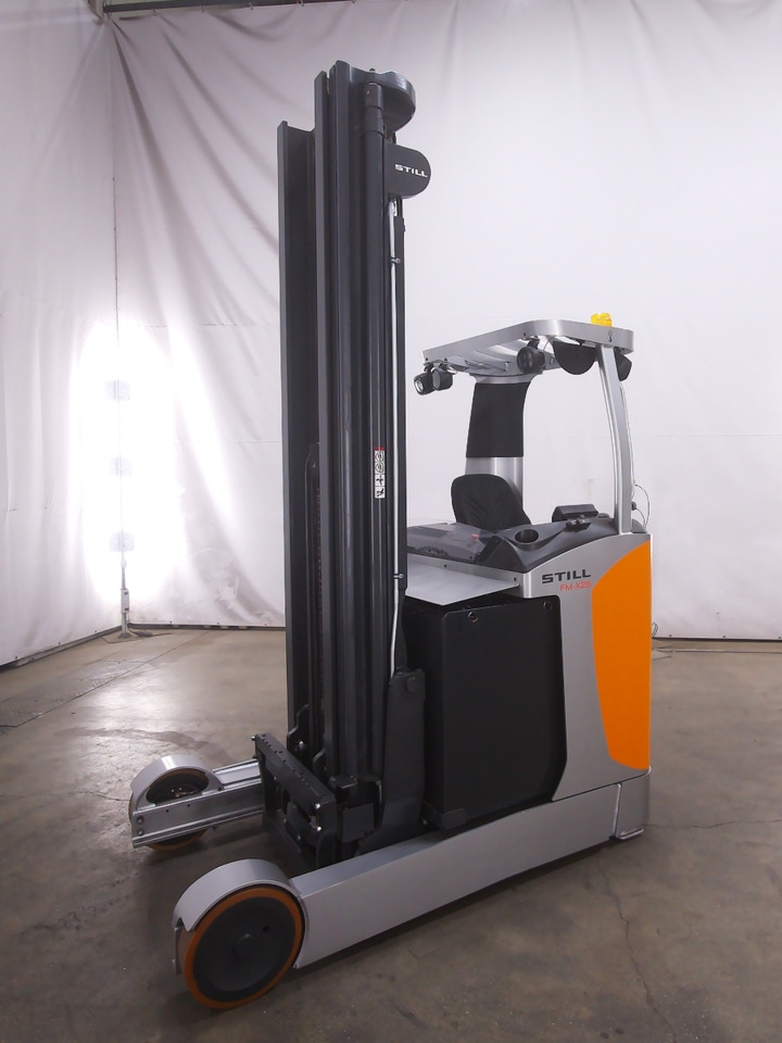 Still FM-X25 - Carrello retrattile: foto 1 Still FM-X25 - Carrello retrattile: foto 1